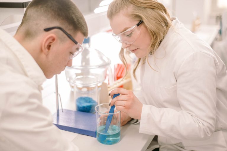 skola-za-farmaceutskog-tehnicara-u-gradu-rijeci